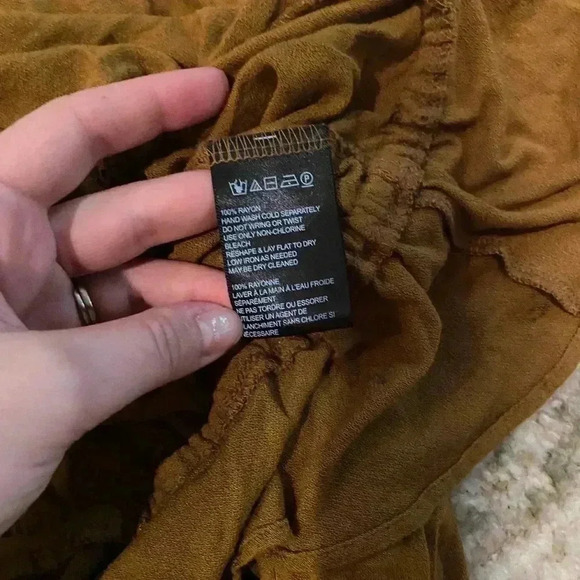 URBAN OUTFITTERS FALL CROP TOP SMALL - Picture 4 of 4